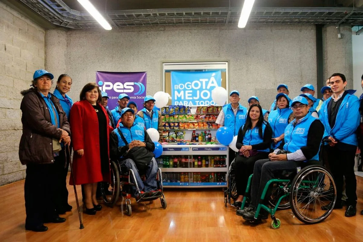 adultos mayores bogota