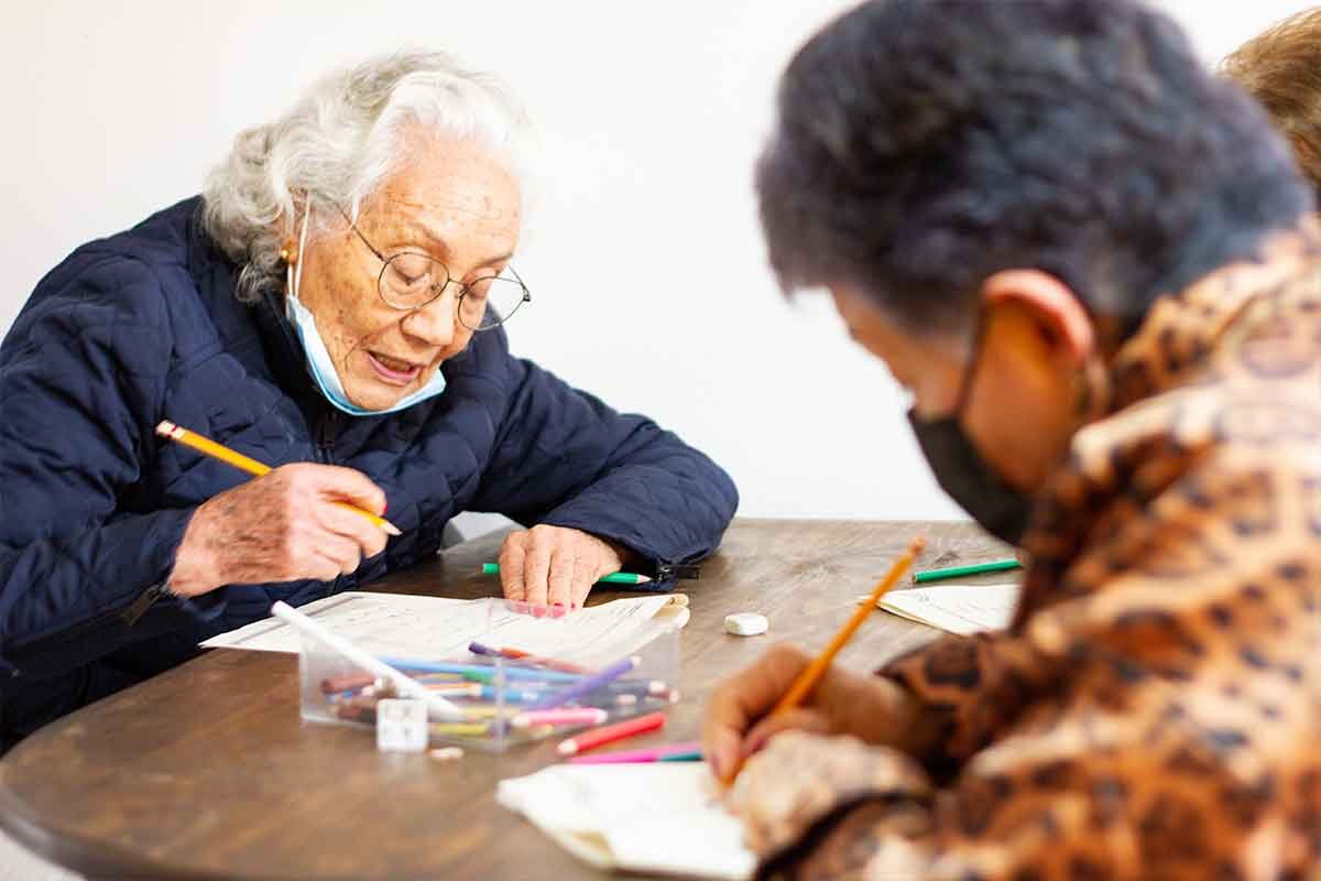 Actividad ocupacional para adultos mayores
