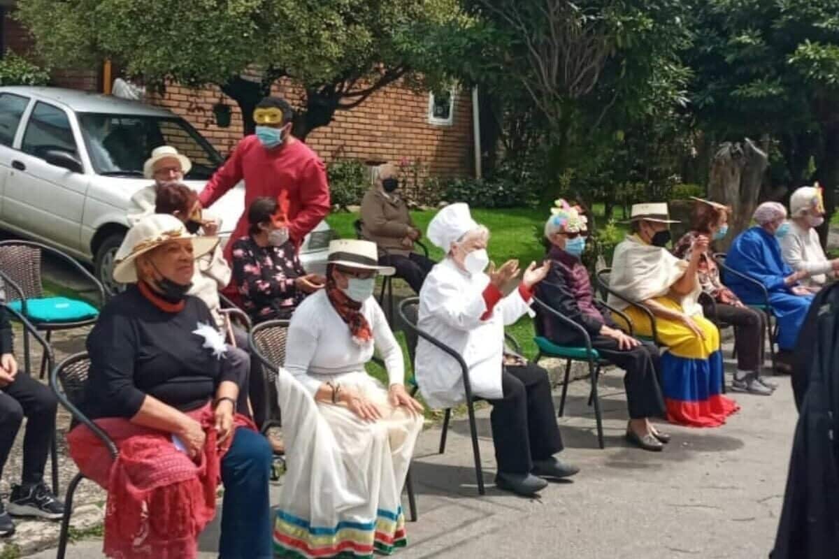 día de los abuelitos en Bogotá